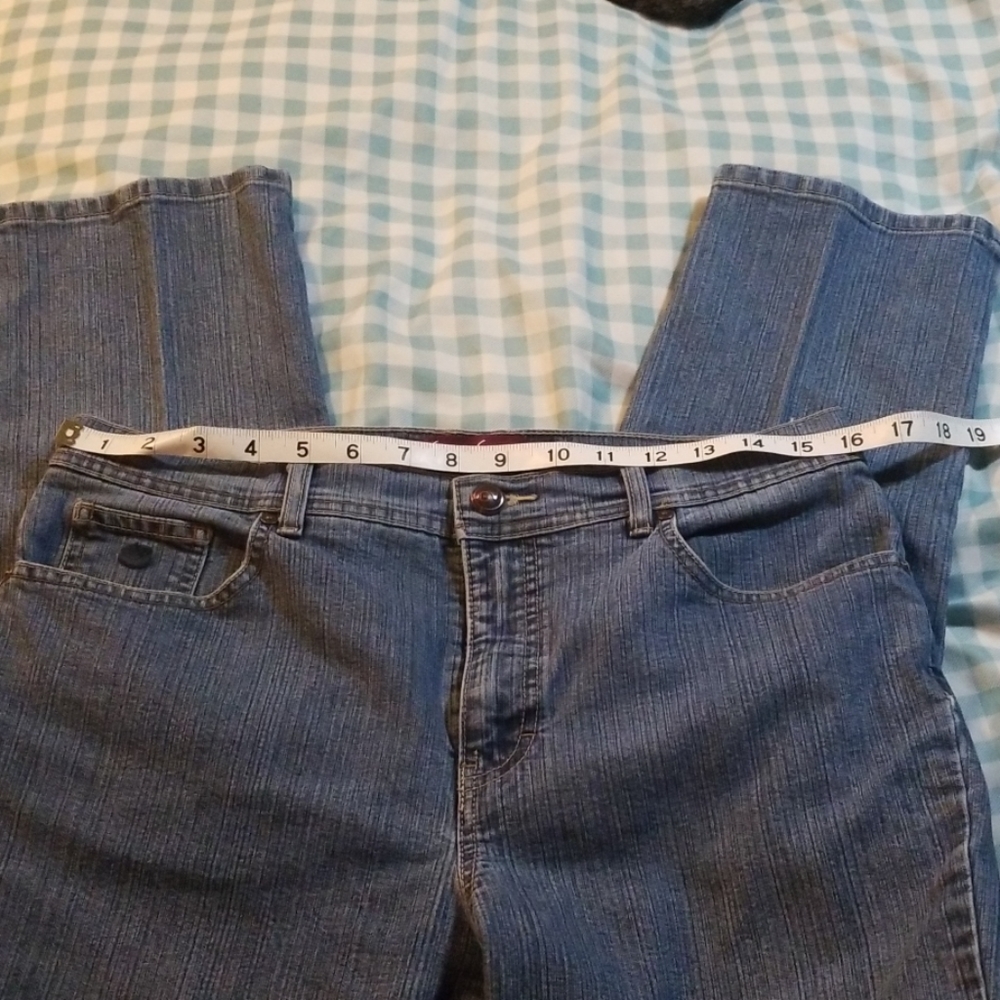 Gloria vanderbilt Jeans. 12P